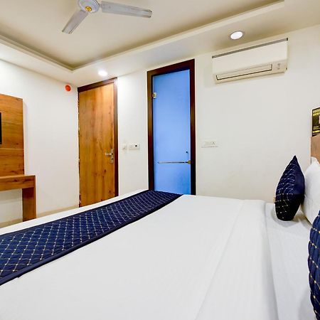 Hotel Grand Qubic Near Delhi Airport New Delhi Exterior photo