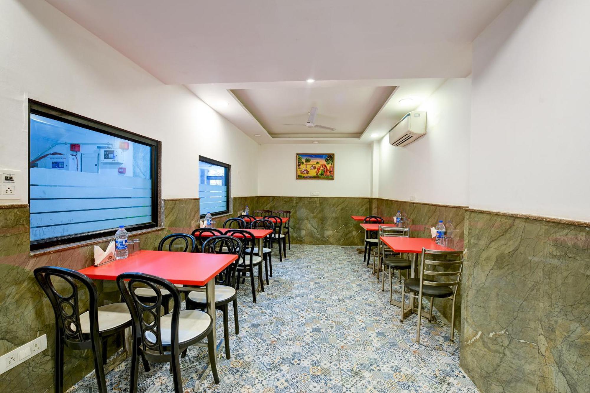 Hotel Grand Qubic Near Delhi Airport New Delhi Exterior photo